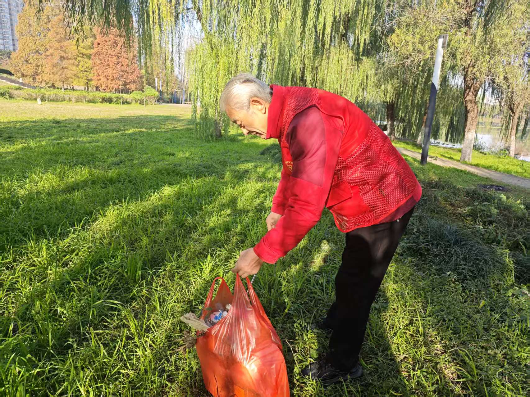 微信图片_20251124103017 微信图片_20251124103017