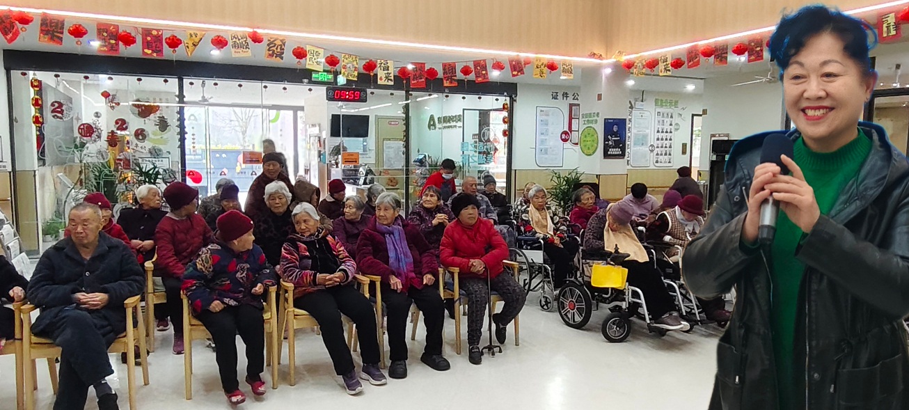 热烈祝贺阜阳市爱心公益志愿者协会  聘请安徽安舒居养老服务公司为副会长单位